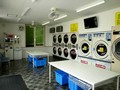 日見店 店内①