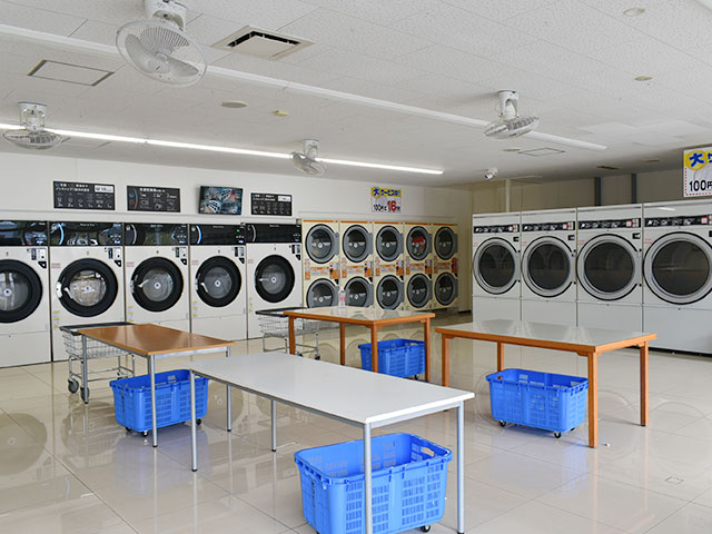 深堀店 店内①