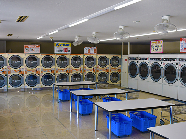 松原店 店内②